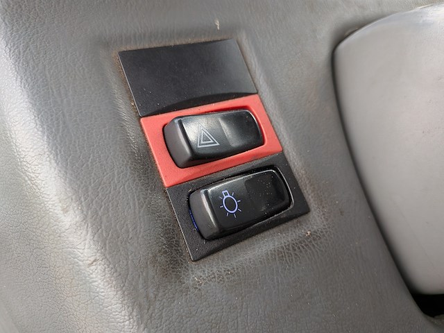 Land- of bosbouwtrekker, valtra, n142, 2013 - afbeelding 28 van  51