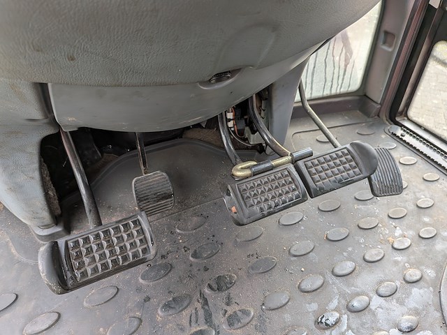 Land- of bosbouwtrekker, valtra, n142, 2013 - afbeelding 31 van  51