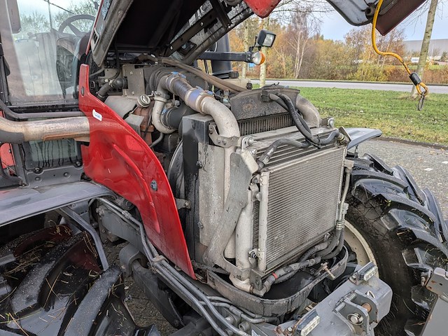 Land- of bosbouwtrekker, valtra, n142, 2013 - afbeelding 40 van  51