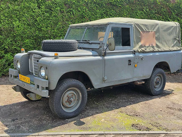 Land rover - 1981 - 109 / pick-up - - afbeelding 1 van  18