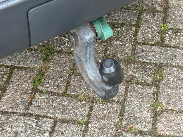 Land rover - 2004 - discovery - 4.4 v8 hse - 84-gxf-6 - afbeelding 3 van  18
