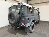 Land rover - defender - 110 - oldtimer - 1983 - afbeelding 4 van  37