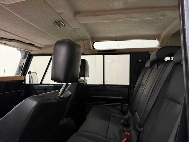 Land rover - defender - 110 - oldtimer - 1983 - afbeelding 20 van  37