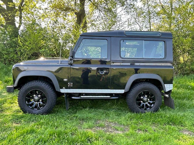 Land rover - defender - 2.2 d sw 90" by p.boon - bedrijfswagen - v-904-gh - 2014 - afbeelding 19 van  22