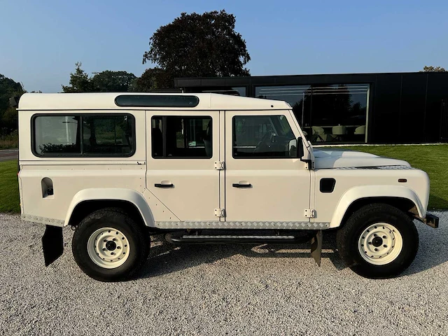 Land rover - defender - 2.4 td 110 sw e - xt-884-h - 2008 - afbeelding 6 van  24