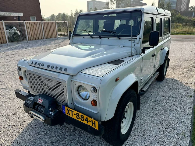 Land rover - defender - 2.4 td 110 sw e - xt-884-h - 2008 - afbeelding 17 van  24