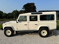 Land rover - defender - 2.4 td 110 sw e - xt-884-h - 2008 - afbeelding 12 van  24