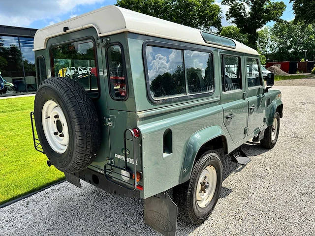 Land rover - defender - 2.4 td 110 sw se - rk-230-x - 2009 - afbeelding 17 van  20