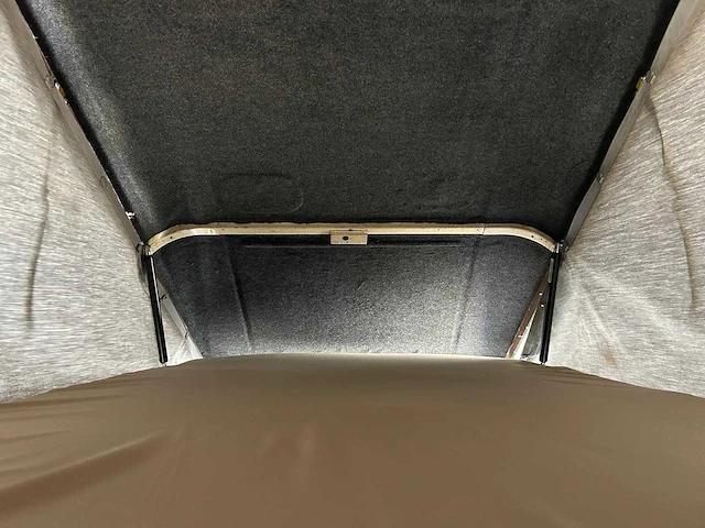 Land rover - defender - 2.4 td sw 110" s - vp-815-s - afbeelding 16 van  23