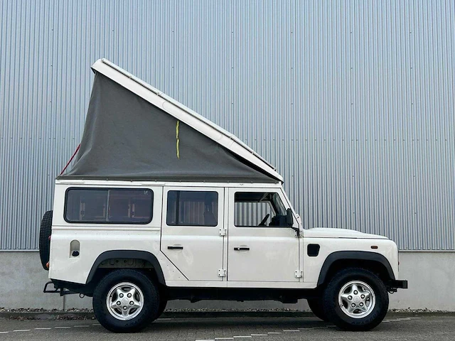 Land rover - defender - 2.4 td sw 110" s - vp-815-s - afbeelding 19 van  23