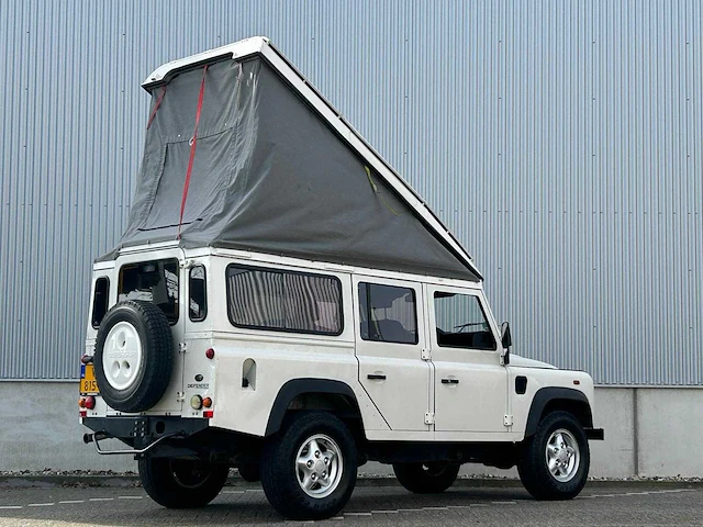 Land rover - defender - 2.4 td sw 110" s - vp-815-s - afbeelding 21 van  23