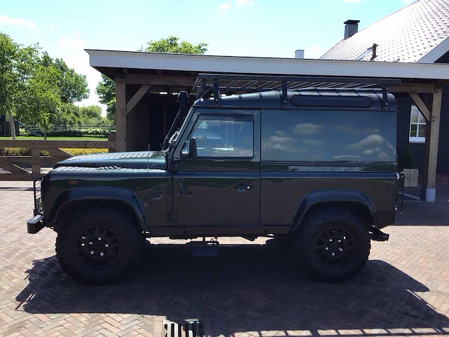 Land rover - defender - 2.5 td5 90" hard top - youngtimer - afbeelding 12 van  34