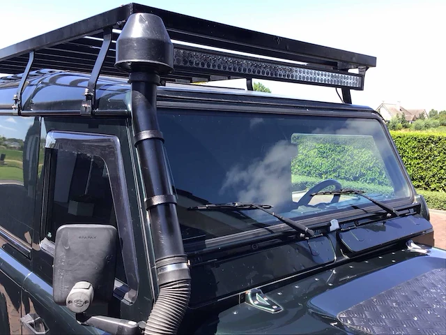 Land rover - defender - 2.5 td5 90" hard top - youngtimer - afbeelding 32 van  34