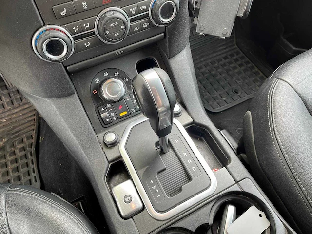 Land rover - discovery - 3.0 sdv6 s - 6-vnf-92 - bedrijfswagen - afbeelding 7 van  20