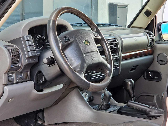 Land rover - discovery - 4.0 v8i - bedrijfswagen - grijs kenteken - vh-407-p - afbeelding 3 van  25