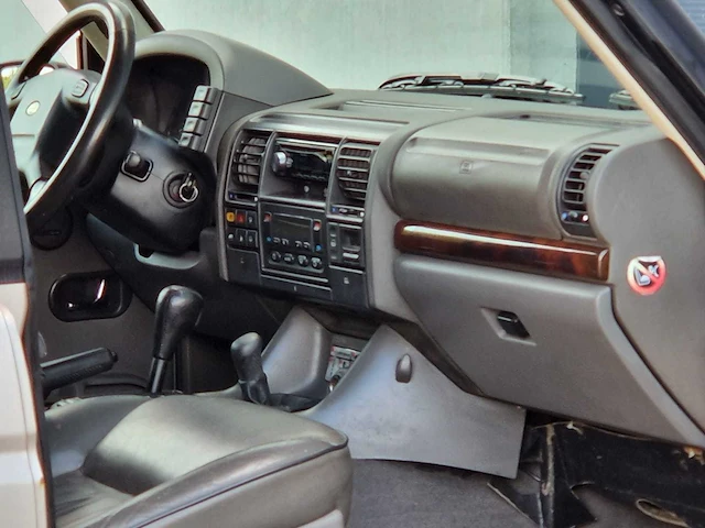Land rover - discovery - 4.0 v8i - bedrijfswagen - grijs kenteken - vh-407-p - afbeelding 10 van  25