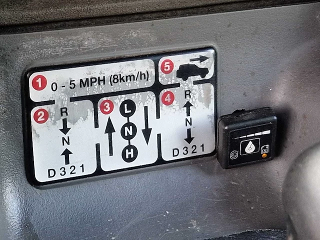 Land rover - discovery - 4.0 v8i - bedrijfswagen - grijs kenteken - vh-407-p - afbeelding 16 van  25