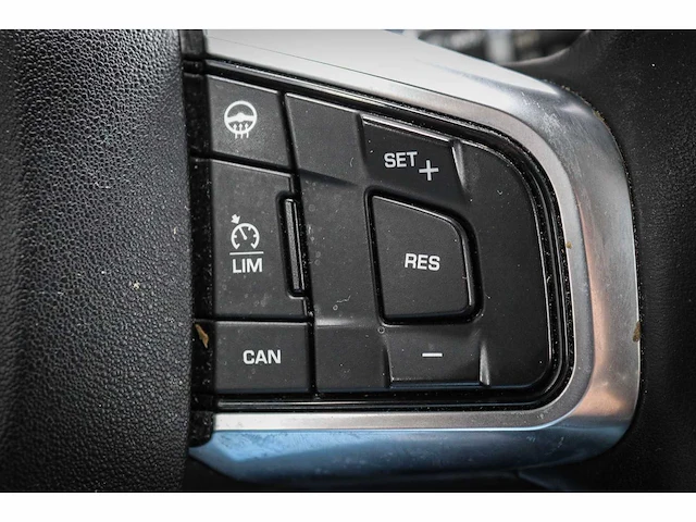 Land rover - discovery sport - 2.0 ed4 ec hse hv-740-r - afbeelding 7 van  21