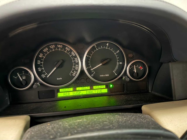 Land rover - range rover - vogue - personenauto - 2003 - afbeelding 15 van  33