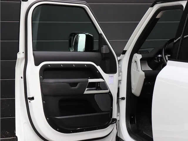 Land rover defender 2.0 p300 110 x-dynamic se | vkl-71-p - afbeelding 6 van  56