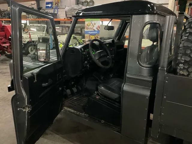 Land rover defender 2015 personenauto pickup 4wd - afbeelding 8 van  25