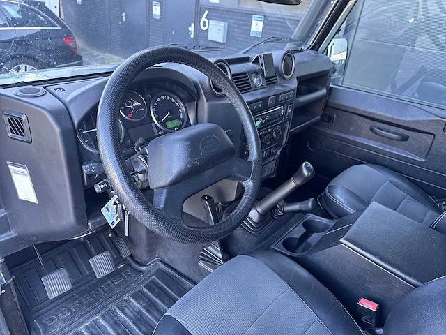 Land rover defender 2.2 d sw 90" keswick green - 4-pers - car 2013 | vgt-61-k i - afbeelding 3 van  32