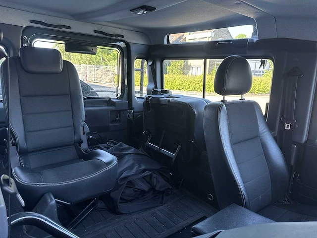 Land rover defender 2.2 d sw 90" keswick green - 4-pers - car 2013 | vgt-61-k i - afbeelding 20 van  32