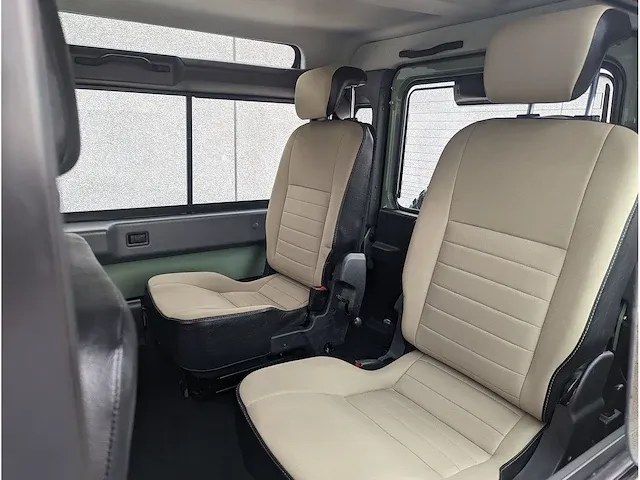 Land rover defender 2.2 td4 heritage limited edition 4-pers | hue 166 | origineel | 1e eig - afbeelding 8 van  38