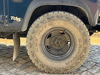 Land rover defender 2.5 td5 90" soft top 1999| kahn design | off road beast | vtt-57-k - afbeelding 19 van  30
