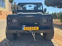 Land rover defender 2.5 td5 90" soft top 1999| kahn design | off road beast | vtt-57-k - afbeelding 28 van  30