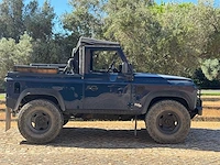 Land rover defender 2.5 td5 90" soft top 1999| kahn design | off road beast | vtt-57-k - afbeelding 23 van  30