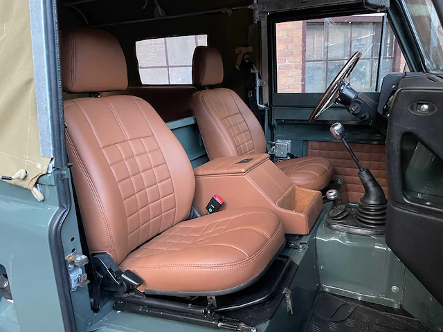 Land rover defender 90 soft top 2.5l 115pk 1993 - afbeelding 31 van  39