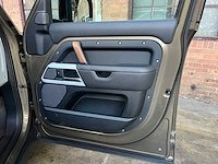Land rover defender hse 110 241pk 2020, h-341-zv - afbeelding 31 van  46