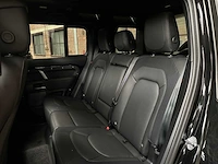 Land rover defender p400e x-dynamic hse 404pk 2024 (fabrieksgarantie) plug-in hybrid - afbeelding 27 van  35
