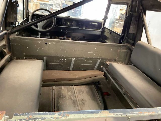 Land rover defender personenauto - afbeelding 11 van  13