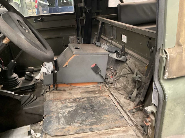 Land rover defender personenauto - afbeelding 12 van  13