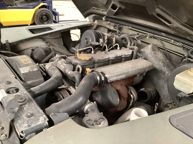 Land rover defender personenauto - afbeelding 11 van  11
