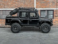Land rover defender (special vehicle operations svx ‘spectre’ look) 2.5 td5 110 sw g4 122pk 2004 (origineel-nl), 69-nv-zh - afbeelding 3 van  45