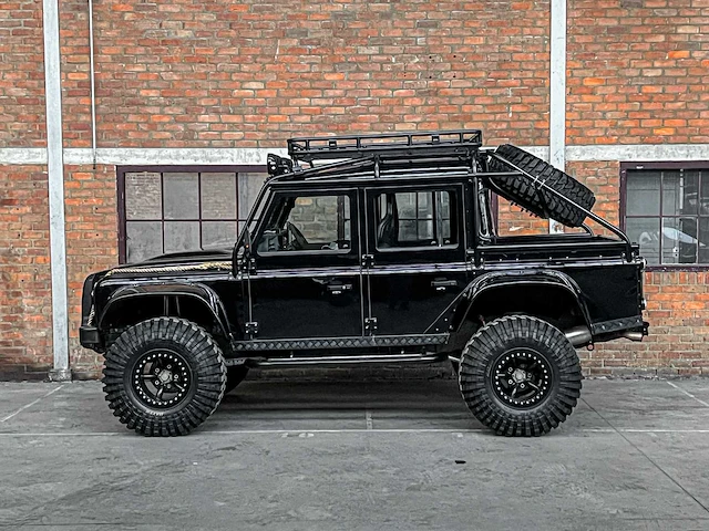 Land rover defender (special vehicle operations svx ‘spectre’ look) 2.5 td5 110 sw g4 122pk 2004 (origineel-nl), 69-nv-zh - afbeelding 15 van  45