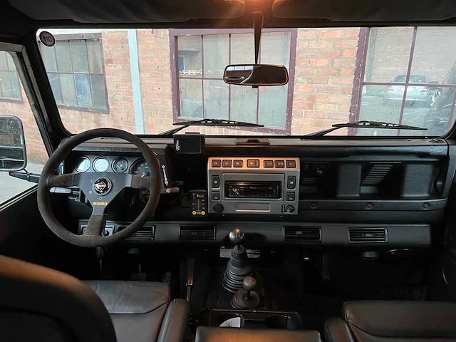 Land rover defender (special vehicle operations svx ‘spectre’ look) 2.5 td5 110 sw g4 122pk 2004 (origineel-nl), 69-nv-zh - afbeelding 20 van  45