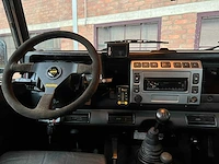 Land rover defender (special vehicle operations svx ‘spectre’ look) 2.5 td5 110 sw g4 122pk 2004 (origineel-nl), 69-nv-zh - afbeelding 21 van  45