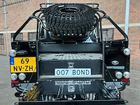 Land rover defender (special vehicle operations svx ‘spectre’ look) 2.5 td5 110 sw g4 122pk 2004 (origineel-nl), 69-nv-zh - afbeelding 31 van  45
