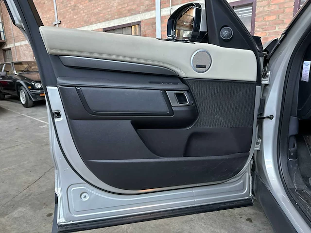 Land rover discovery 2.0 sd4 hse luxury 7p 241pk 2017, ts-094-r - afbeelding 27 van  48