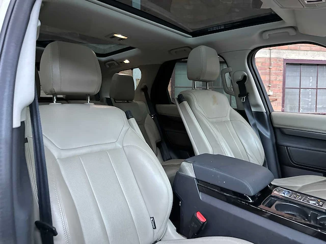 Land rover discovery 2.0 sd4 hse luxury 7p 241pk 2017, ts-094-r - afbeelding 42 van  48