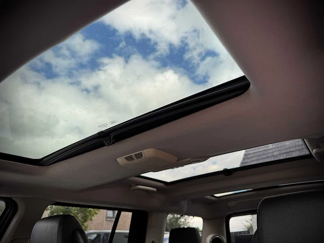 Land rover discovery 2.7 tdv6 hse origineel nederlands nap 06-xj-hf - afbeelding 9 van  44