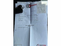 Land rover discovery 2.7 tdv6 hse origineel nederlands nap 06-xj-hf - afbeelding 25 van  44