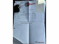 Land rover discovery 2.7 tdv6 hse origineel nederlands nap 06-xj-hf - afbeelding 26 van  44