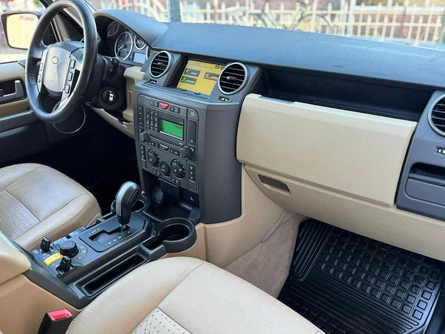 Land rover discovery 3 4.4 v8 hse 63-hps-6 - afbeelding 13 van  34