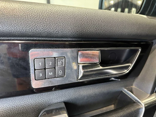 Land rover discovery 3.0 sdv6 s vv-740-s - afbeelding 10 van  21