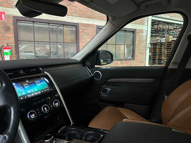 Land rover discovery 3.0 td6 first edition 7p. 258pk 2017, nt-499-k - afbeelding 11 van  41